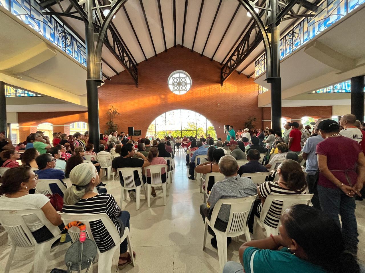 Garantiza Mónica Villarreal Mejoras al Mercado Municipal de Tampico