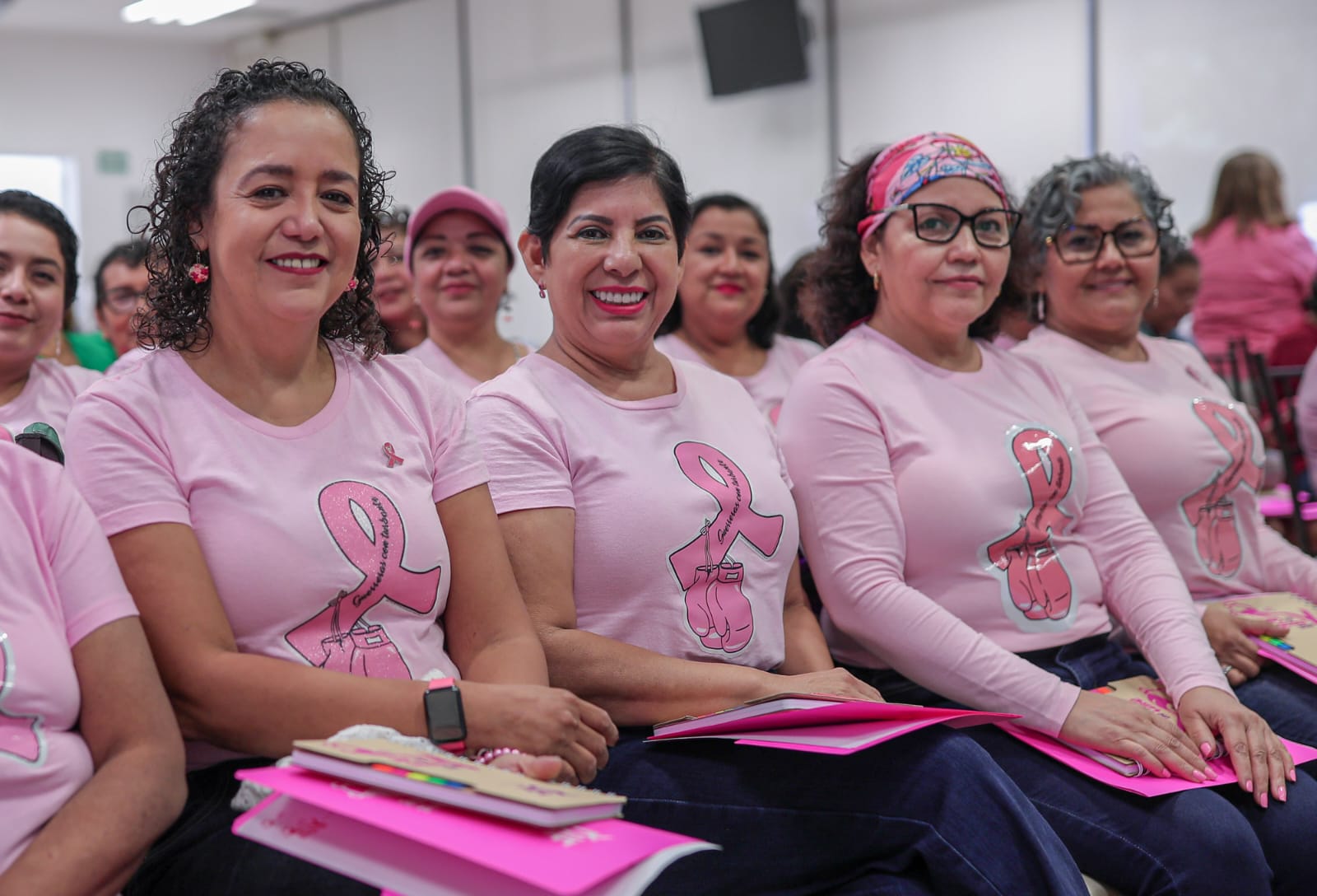 Continúa DIF Tamaulipas apoyando la lucha contra el cáncer de mama