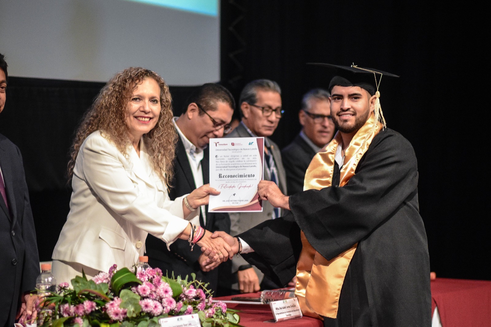 Aporta Universidad Tecnológica de Nuevo Laredo más de mil nuevos profesionistas