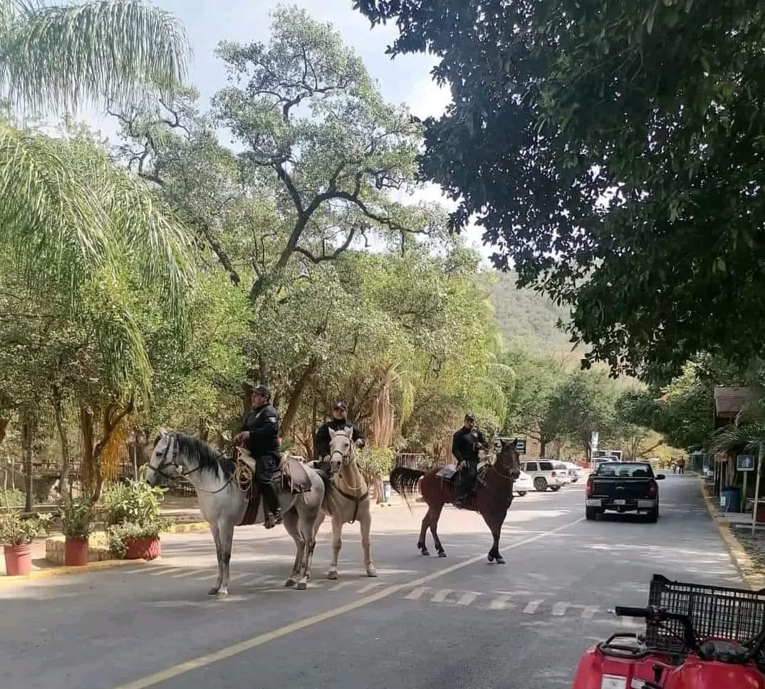 Vigila Guardia Estatal montada sitios rurales y de naturaleza