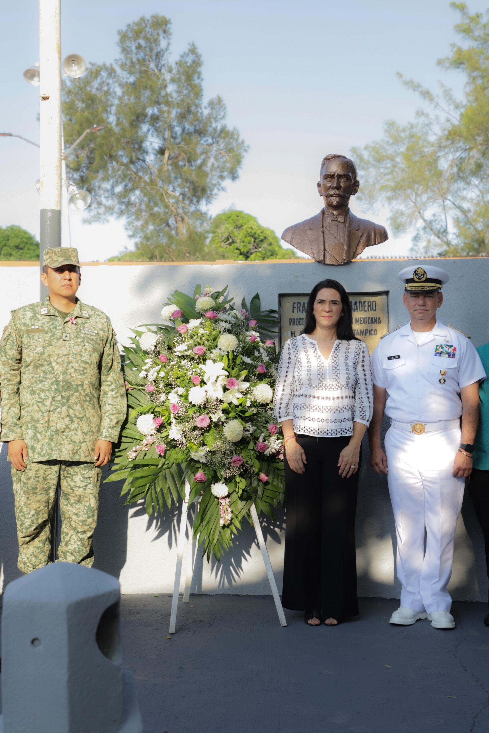 Preside Mónica Villarreal Conmemoración del Natalicio de Francisco I. Madero