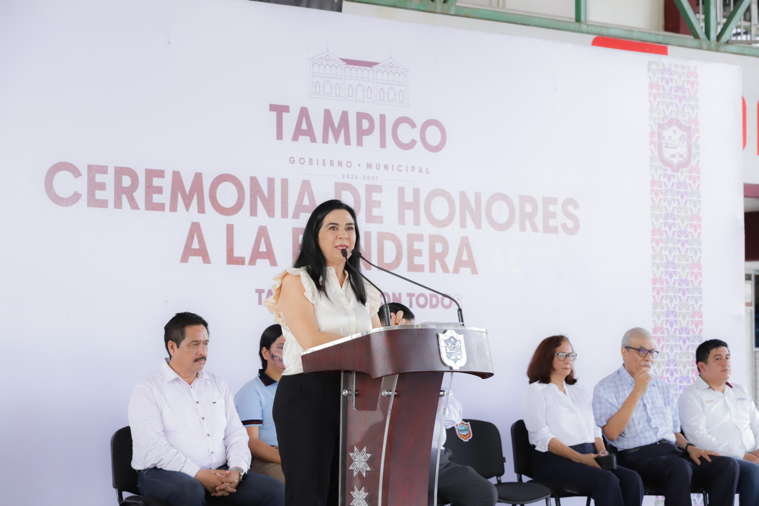 Valora Mónica Villarreal Contribución del Sector Educativo en la Promoción Cultural de la Huasteca