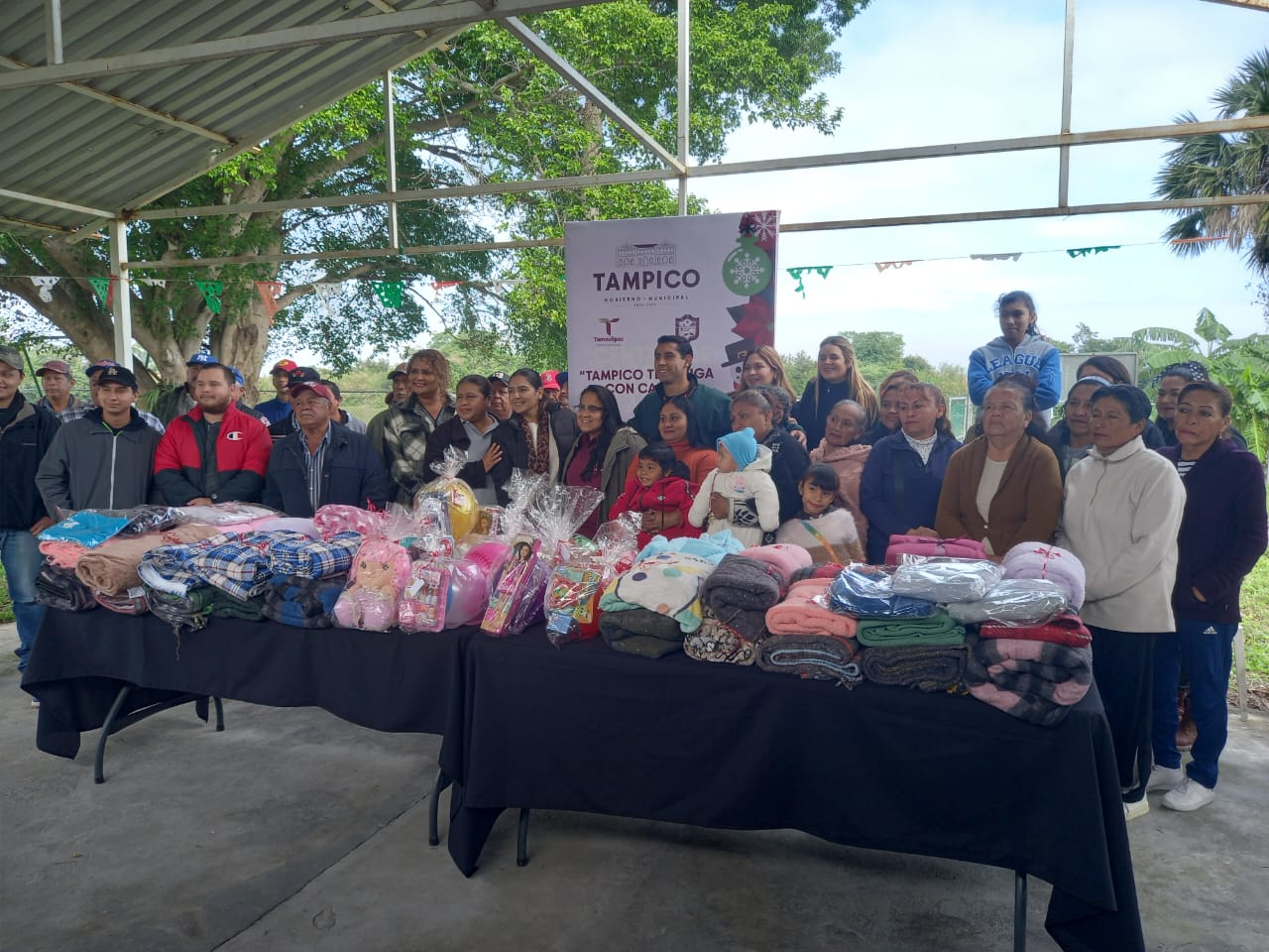 Ofrece Gobierno de Mónica Villarreal Abrazo Solidario a Familias Vulnerables