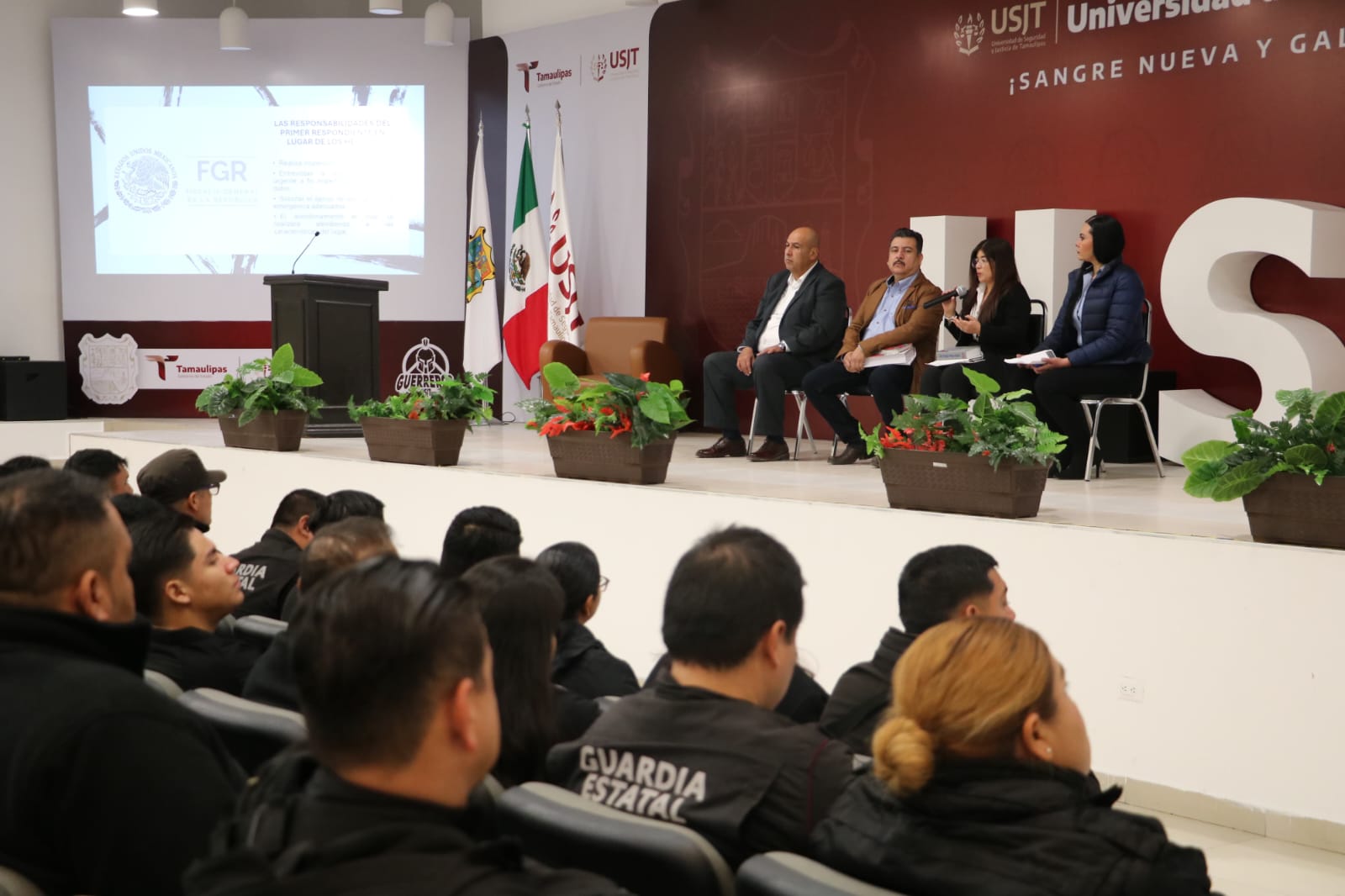 Reciben Tránsito Estatal y Guardia Estatal Taller de Delitos Carreteros