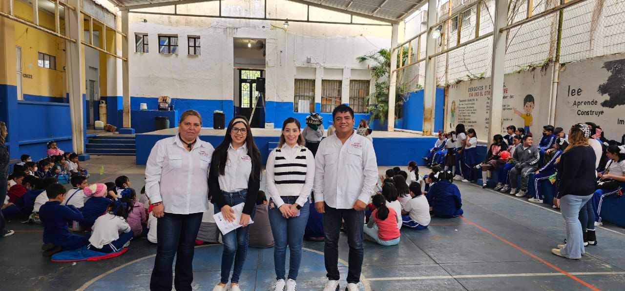 Amplía Mónica Villarreal Programas de Valores entre la Población Escolar
