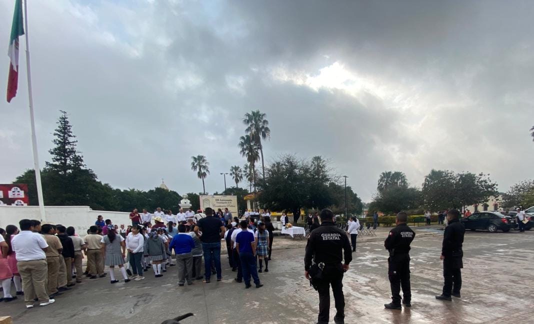 Guardia Estatal brinda seguridad en evento cívico
