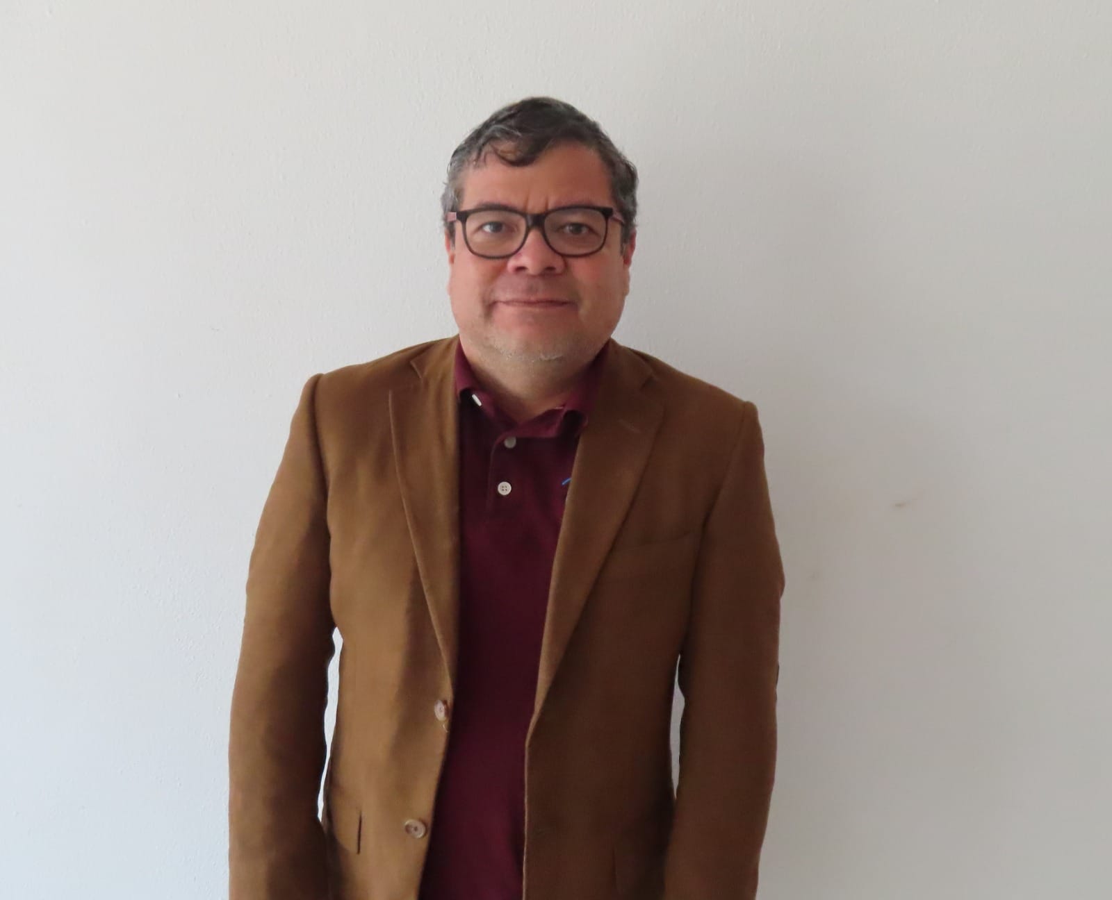 Colabora profesor de la UPV en libro sobre Inteligencia Artificial aplicada al envejecimiento