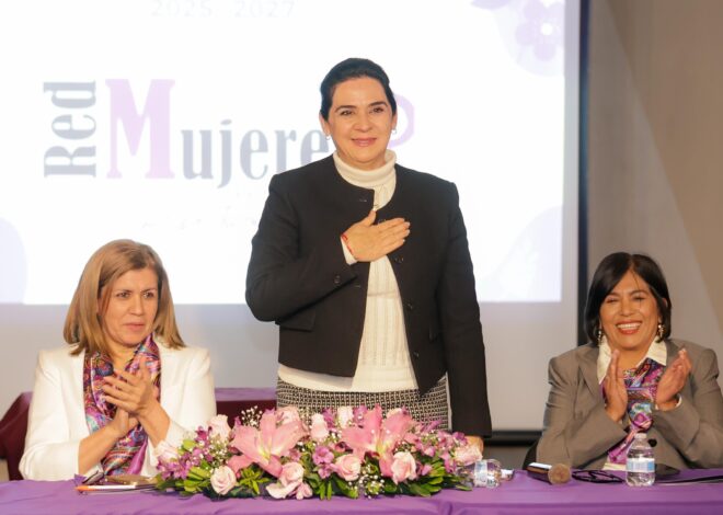 Asiste Mónica Villarreal a Renovación de Mesa Directiva de la Red de Mujeres Periodistas