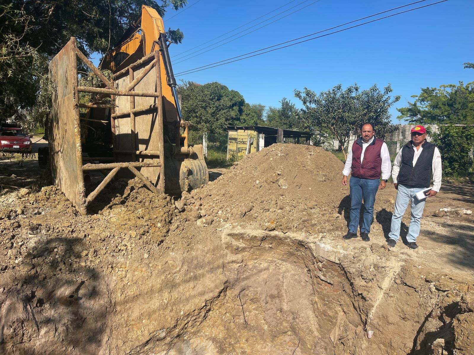 Supervisa gerente general de COMAPA Altamira reposición de colector en Villerías