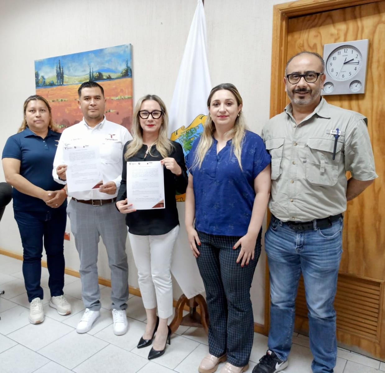 Dona ITEA guías de estudio a los CEDES de Tamaulipas