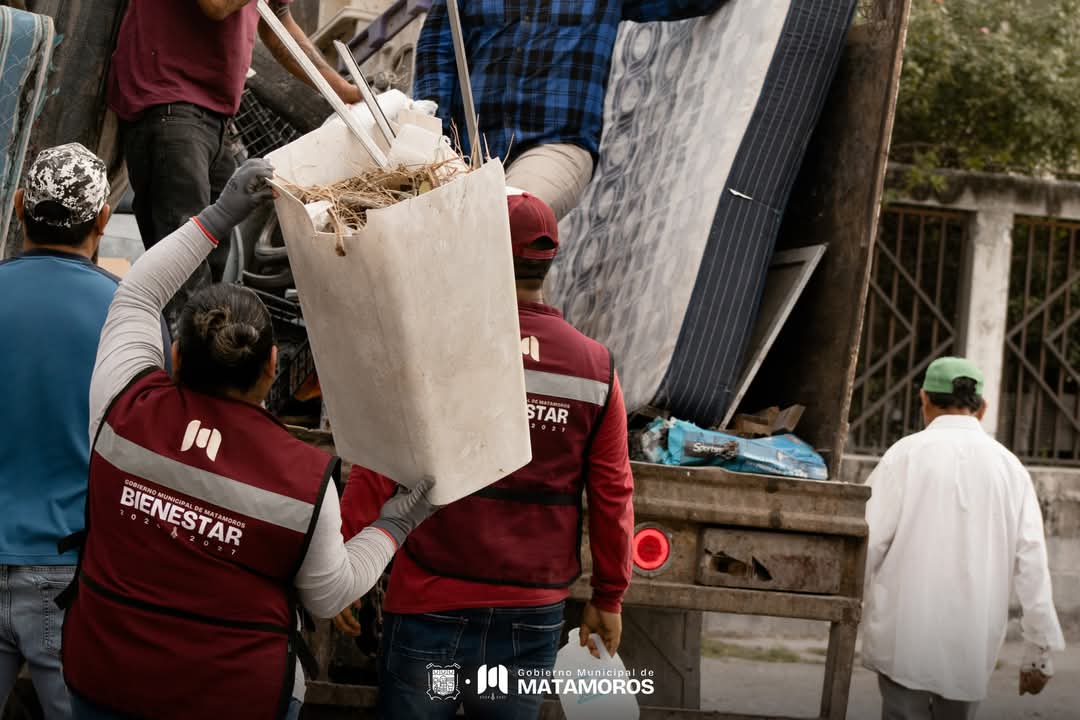 Gobierno de Matamoros refuerza acciones contra el dengue con jornada de descacharrización