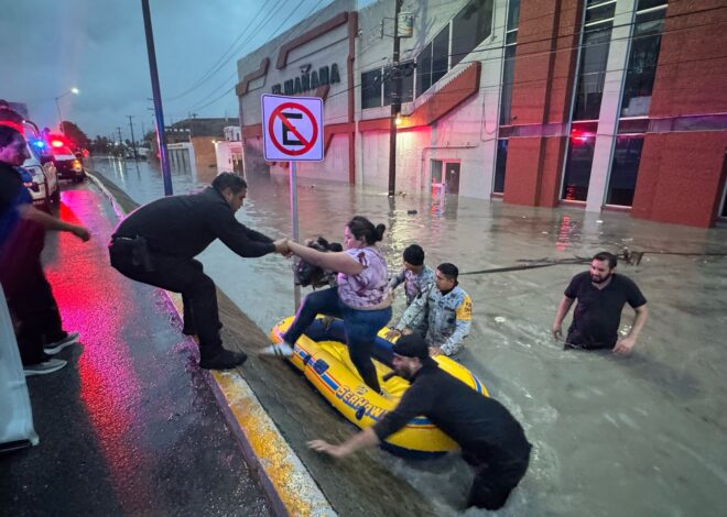 Guardia Estatal apoya a población vulnerable por inundaciones en Reynosa