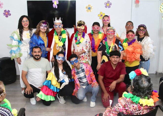 Celebran Abuelitos DIF Tampico Gran Fiesta de Carnaval