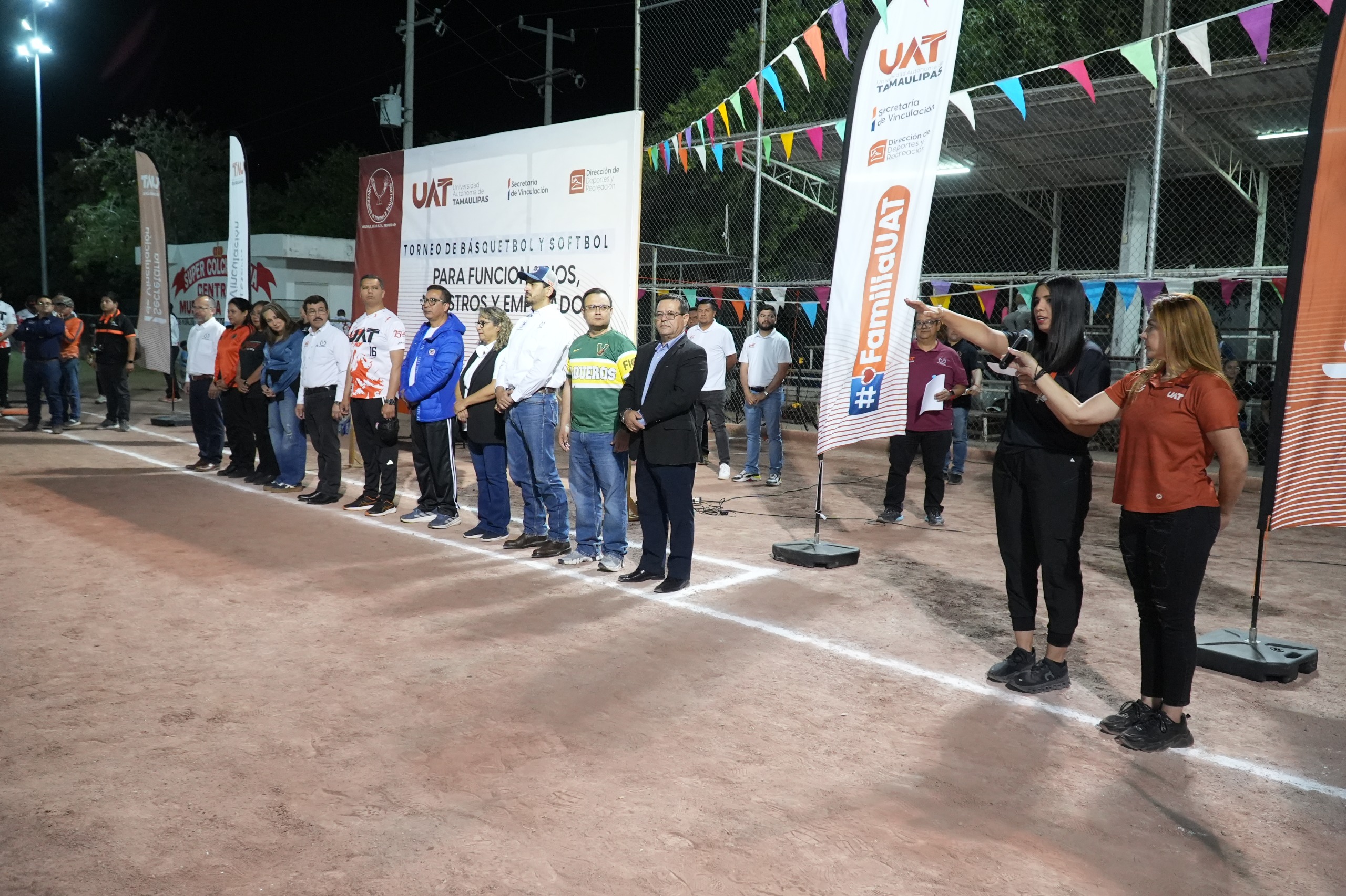 Rector de la UAT inaugura torneos deportivos para docentes y empleados universitarios