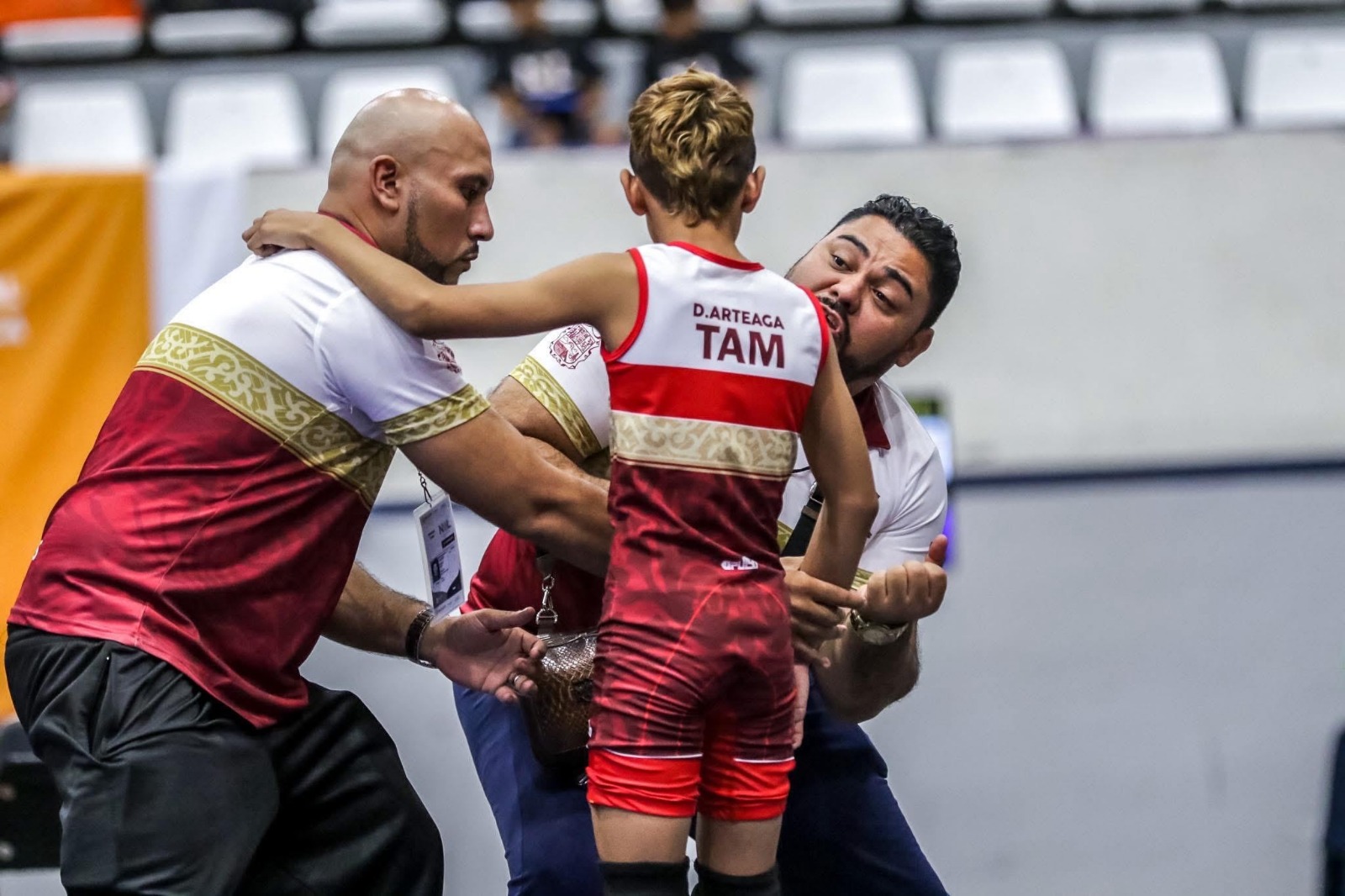 Destaca selección Tamaulipas de luchas asociadas en Macro Regional