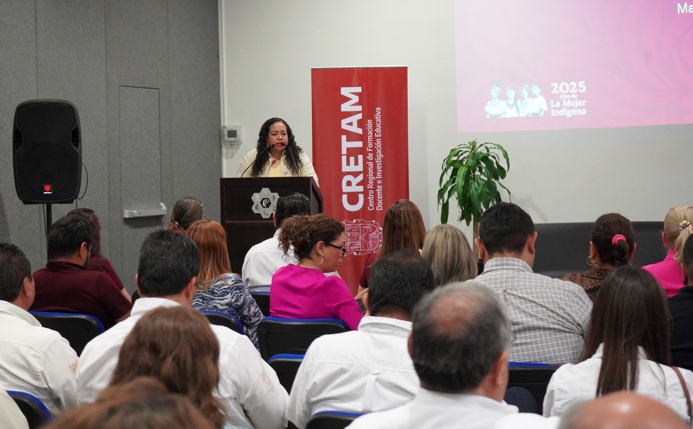 Capacita CRETAM a docentes sobre los retos educativos
