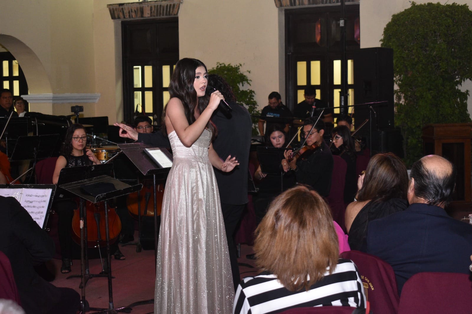 Fortalece Colegio de San Juan Siglo XXI vinculación con la sociedad