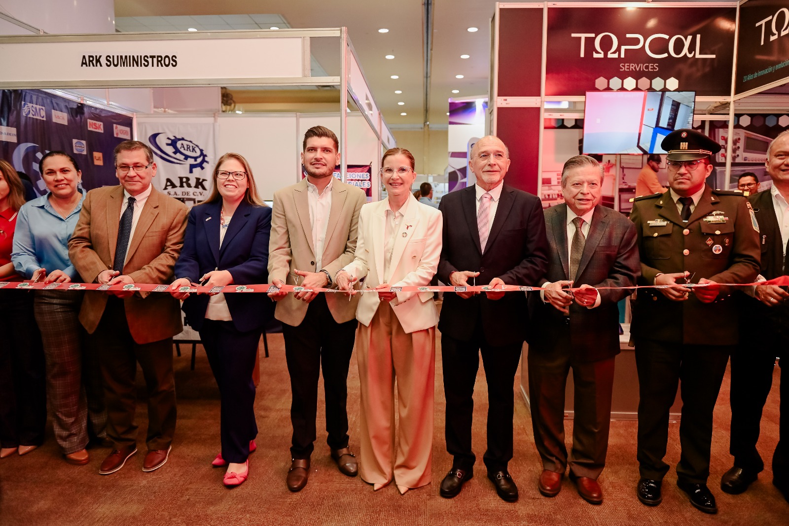 Encabeza Ninfa Cantú Deándar inauguración de la Expo Proveedor Industrial Matamoros 2025