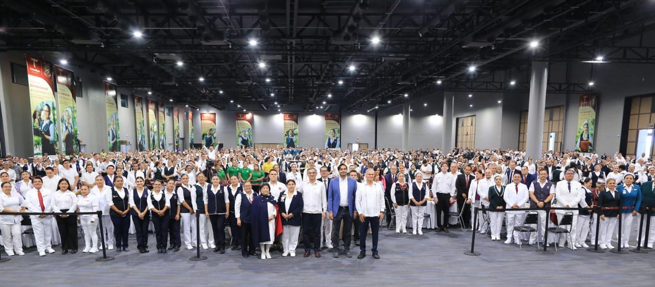 Celebra Américo Villarreal a cerca de 3 mil profesionales de la enfermería en Tamaulipas