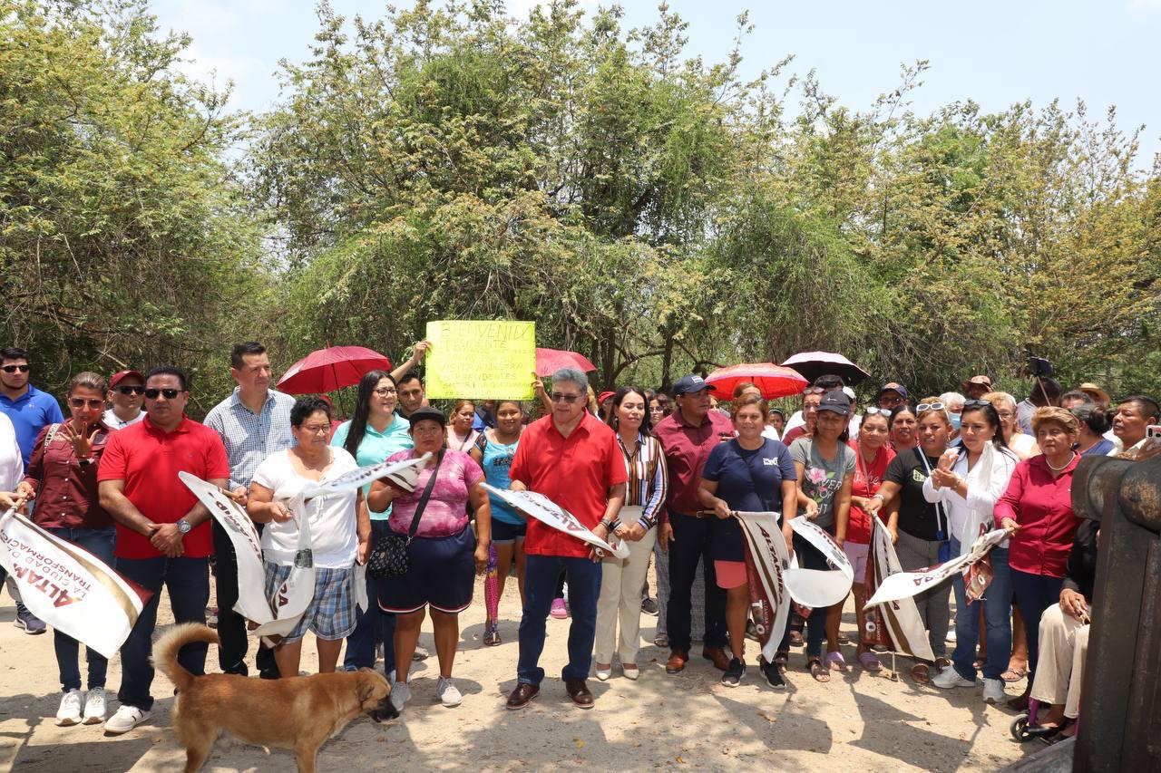 Mejora Armando Martínez infraestructura urbana en la colonia Los Presidentes