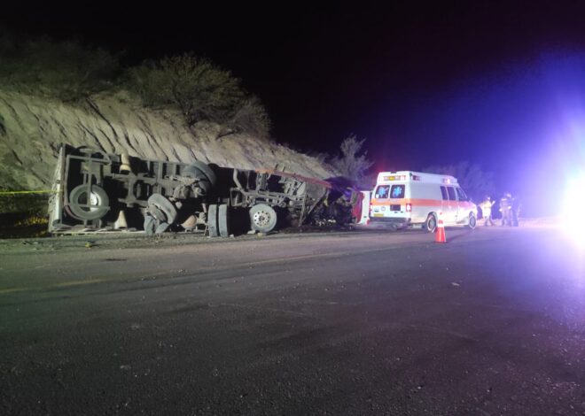 Guardia Estatal atiende accidente con volcadura en la Rumbo Nuevo