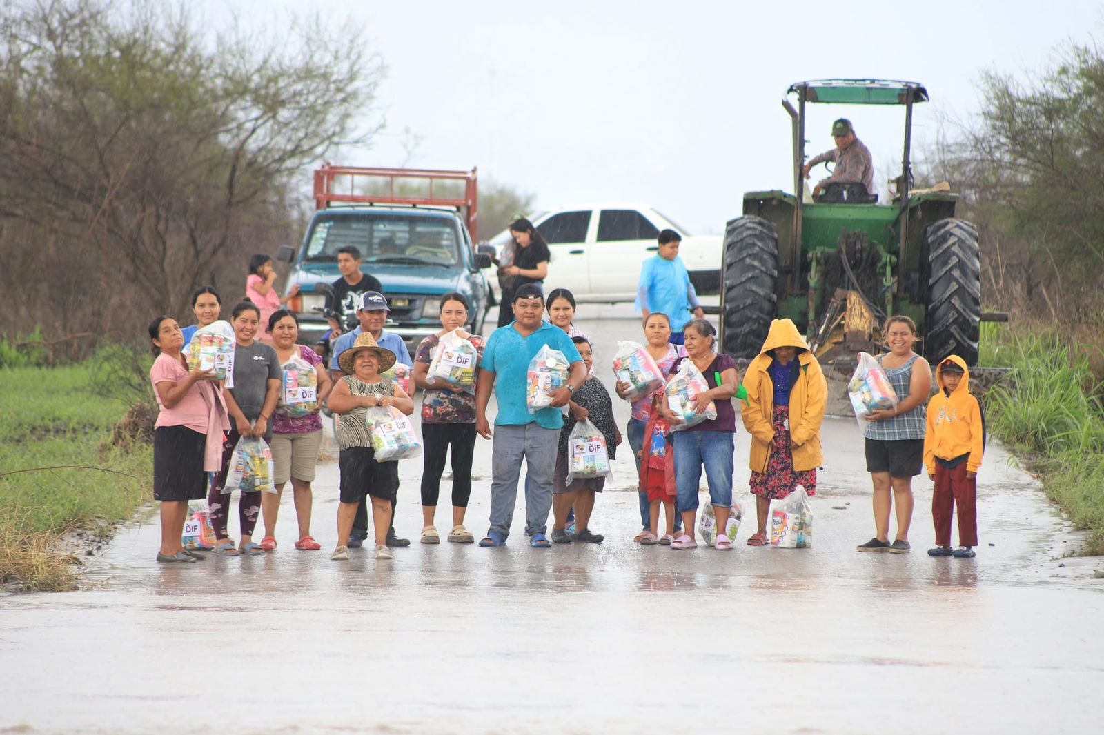 Respalda DIF Altamira a zona rural con apoyos alimenticios