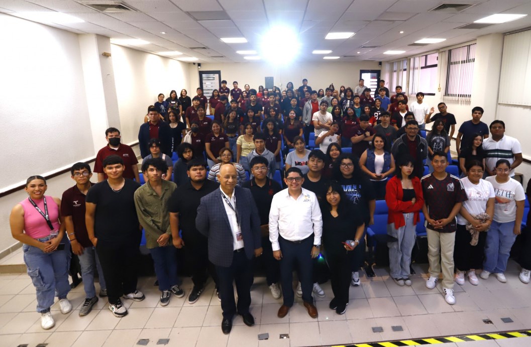 Participan estudiantes de la UTTN en Foro sobre Medio Ambiente