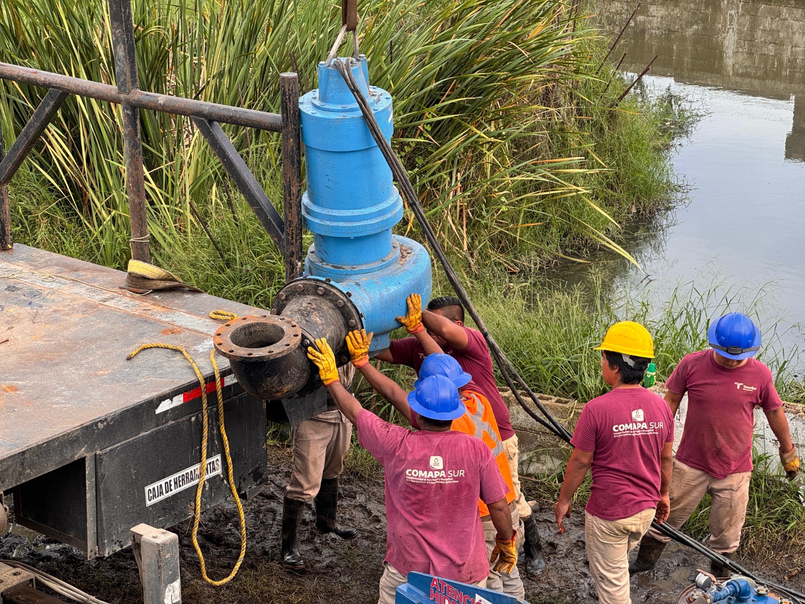Monitorean y dan mantenimiento a cárcamos de COMAPA SUR para asegurar su adecuada operación
