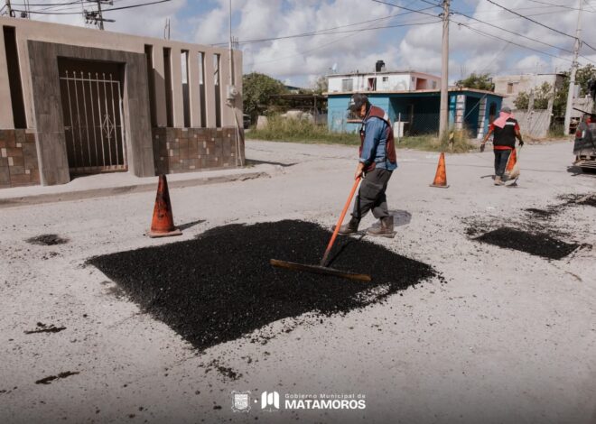 Matamoros avanza: continúan los trabajos de bacheo en la colonia Voluntad y Trabajo