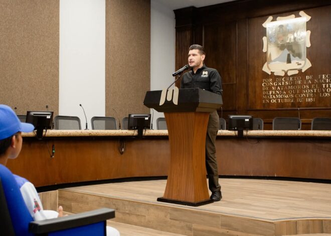 Recibe y respalda el alcalde Beto Granados a los equipos de béisbol infantil que representarán a Matamoros