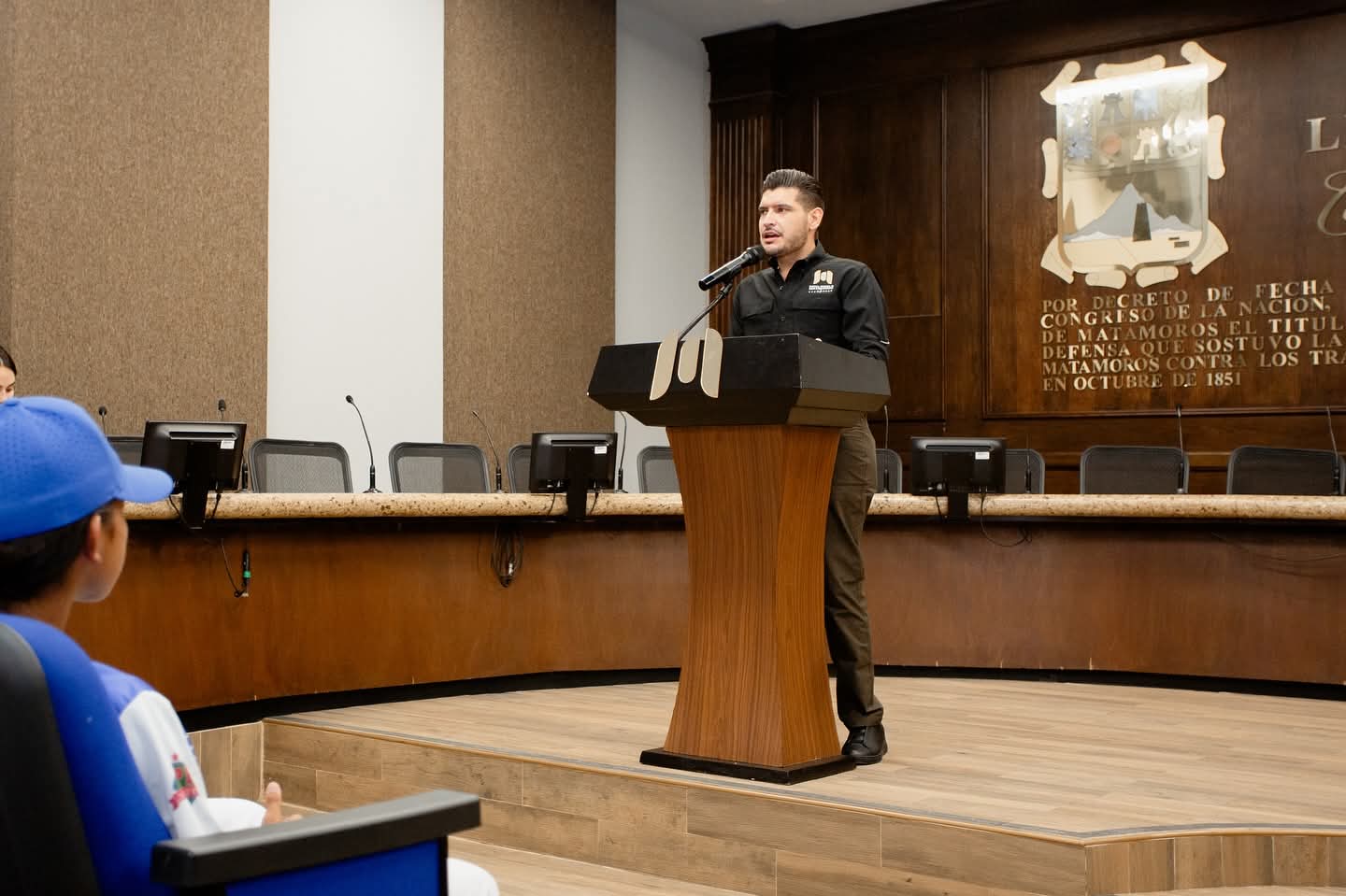 Recibe y respalda el alcalde Beto Granados a los equipos de béisbol infantil que representarán a Matamoros