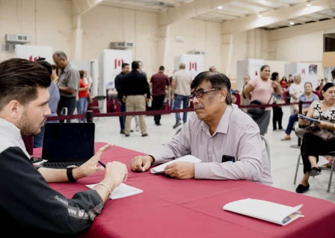 “Martes en tu Colonia”: Audiencia pública cercana a la gente con entrega gratuita de lentes