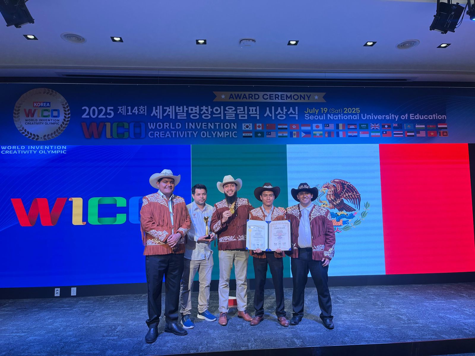 Celebran triunfo histórico en Corea del Sur: UTALT conquista Oro y Grand Prize en WICO 2025