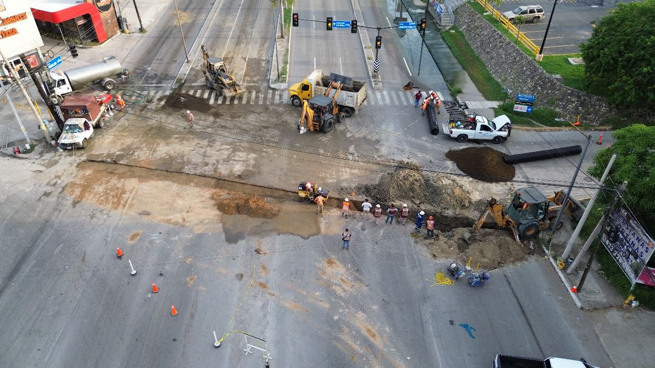 Concluye COMAPA SUR primera etapa de reconfiguración de colector en la Avenida Hidalgo