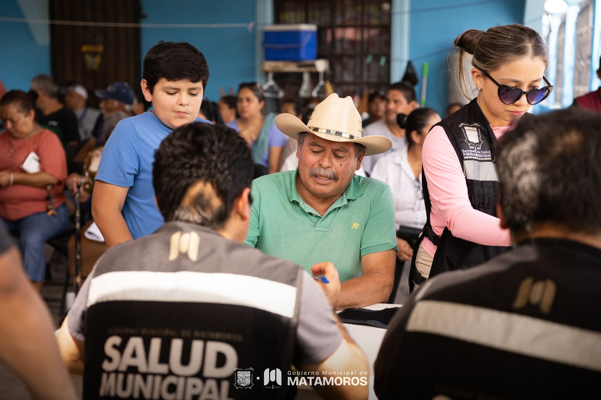 Brilla Matamoros con brigada de salud en la Colonia La Joya