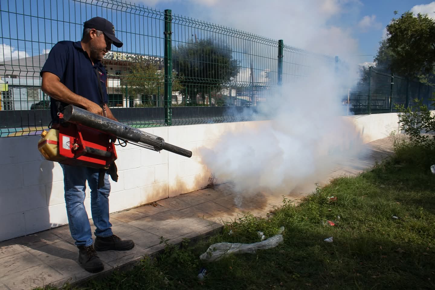 Refuerza el Gobierno de Beto Granados la lucha contra el dengue