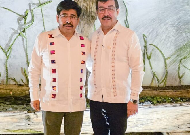 Participa rector de la UAT en reunión nacional con el jurista Hugo Aguilar