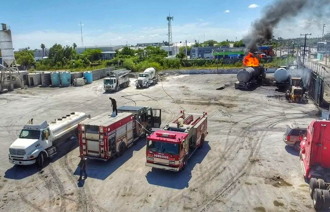 Gobierno de Matamoros actúa de inmediato ante incendio de pipas