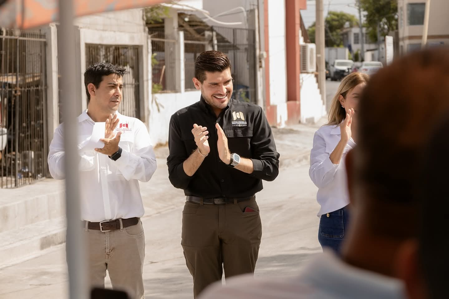 Inaugura el Presidente Municipal, Beto Granados, la calle Martínez en la colonia Guillermo Guajardo