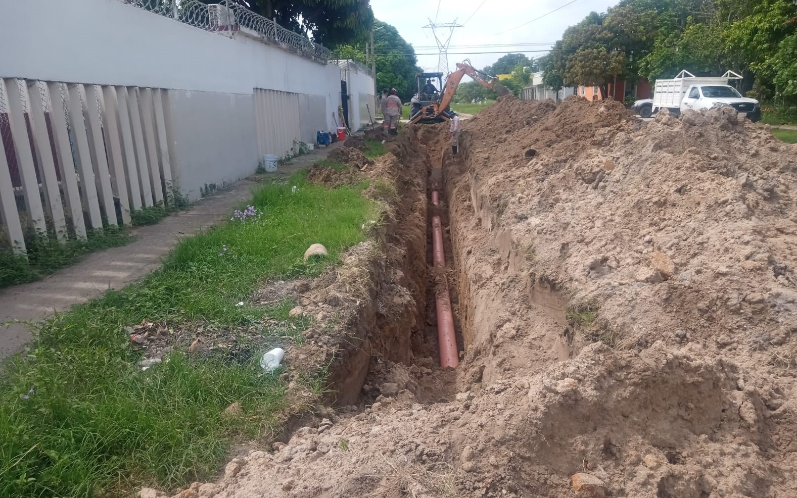 COMAPA Altamira repone y repara líneas de drenaje en diferentes sectores