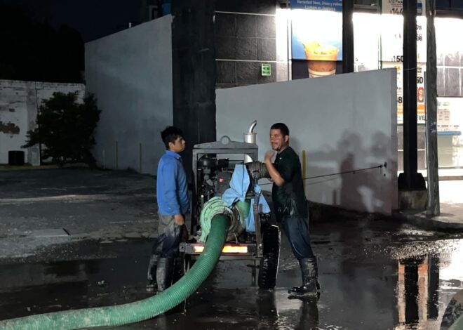 Gobierno de Beto Granados informa sobre reparación de fuga de agua en la calle Primera