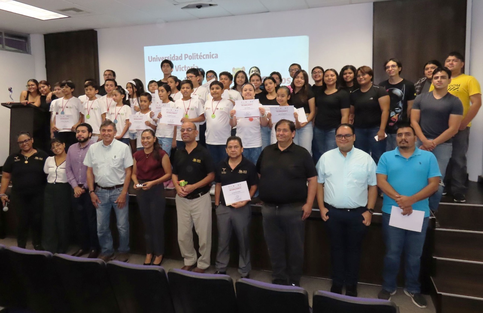 Impulsa UPV creatividad y pasión por la ciencia de la niñez con Incubadora de Genios