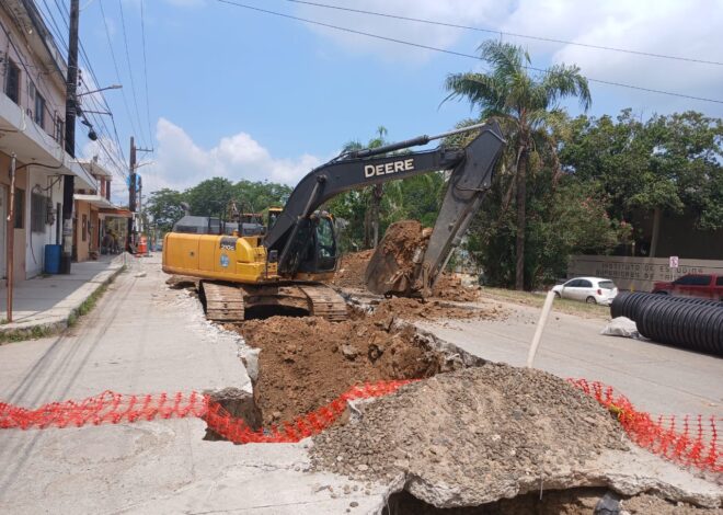Continúa reconfiguración de colector sanitario en el norte de Tampico