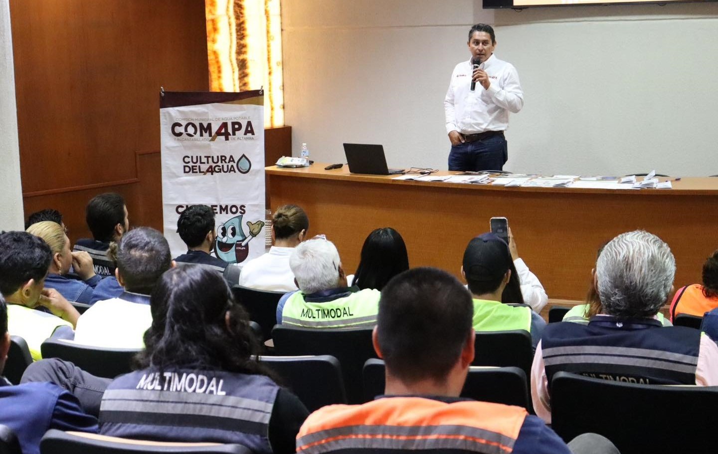 Instruye COMAPA Altamira sobre el cuidado del agua a distintos sectores de la población
