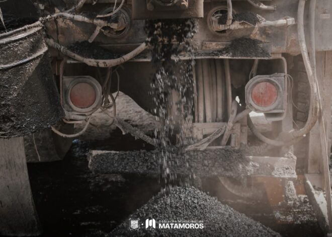 Gobierno de Matamoros sigue mejorando vialidades con el programa de bacheo