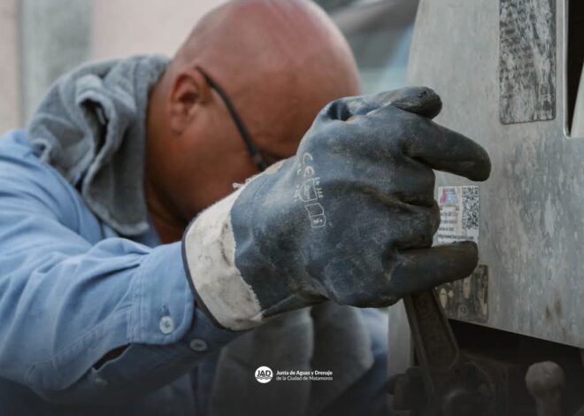 Gobierno de Matamoros desazolva líneas de drenaje en la colonia Buenavista