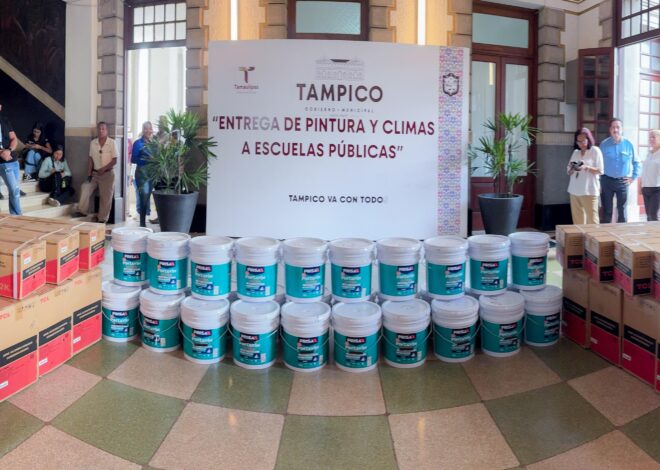 Reitera Mónica Villarreal Anaya compromiso con la educación mediante entrega de apoyos a escuelas