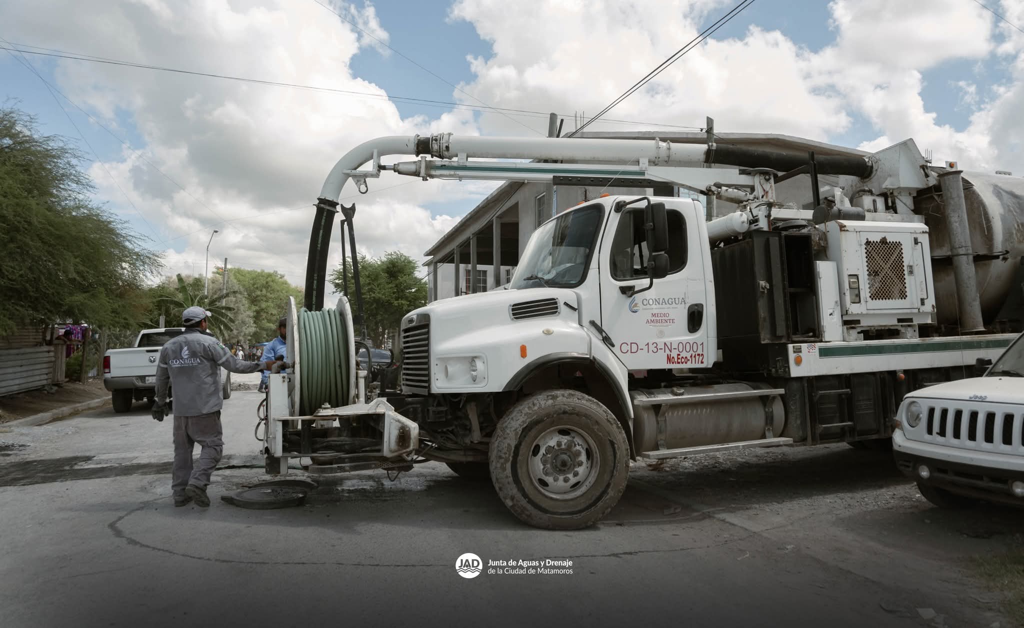 Gobierno de Beto Granados refuerza limpieza de drenaje en Matamoros