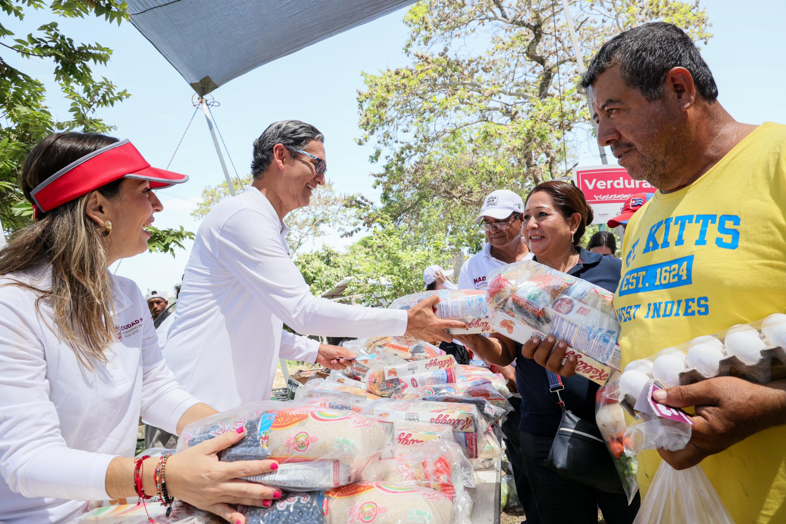 Una jornada más “Gobierno en tu colonia”, seguimos muy cerca de la gente: Erasmo González
