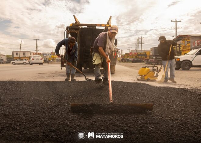 Gobierno de Beto Granados realiza trabajos de mejoramiento vial en la colonia Casablanca